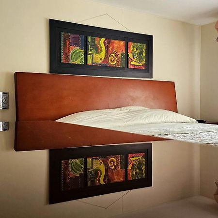 Hotel Santa Isabel 2 이피알레스 외부 사진