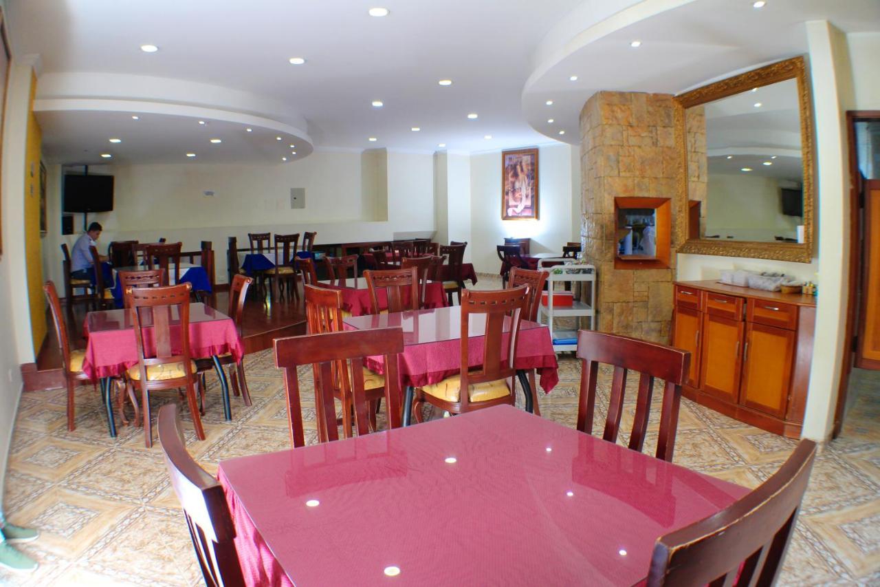 Hotel Santa Isabel 2 이피알레스 외부 사진