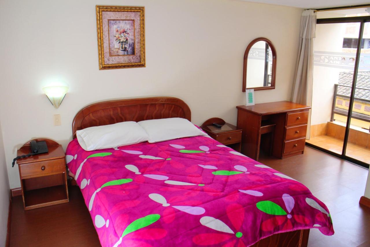 Hotel Santa Isabel 2 이피알레스 외부 사진
