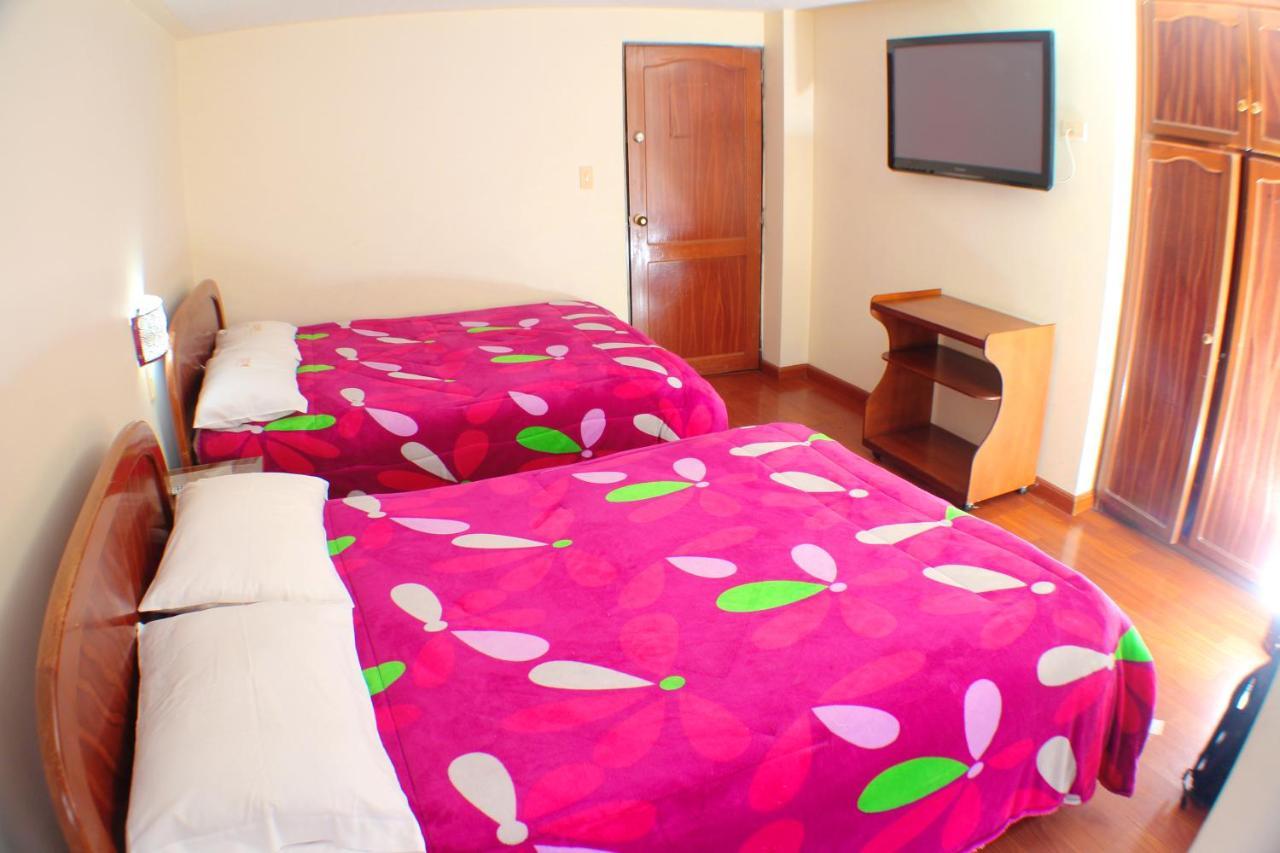 Hotel Santa Isabel 2 이피알레스 외부 사진