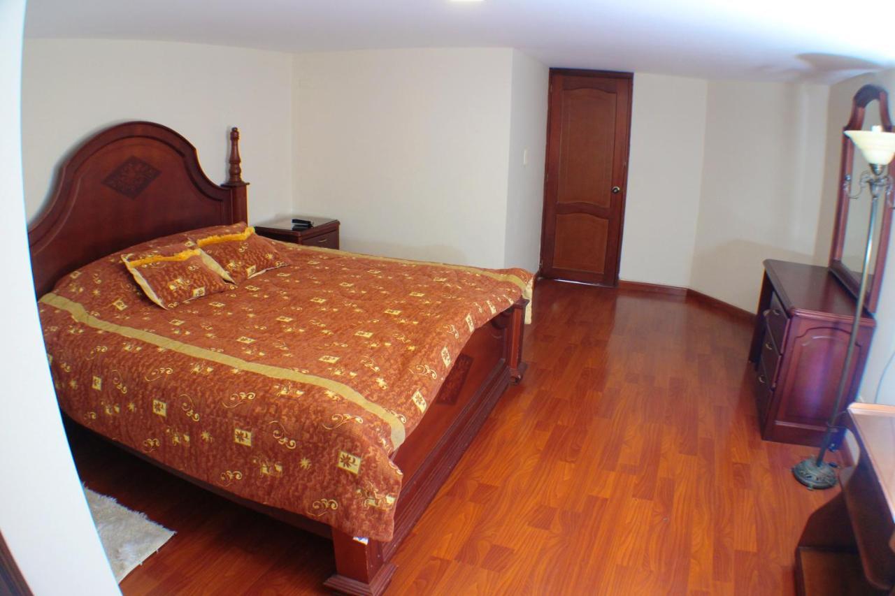 Hotel Santa Isabel 2 이피알레스 외부 사진