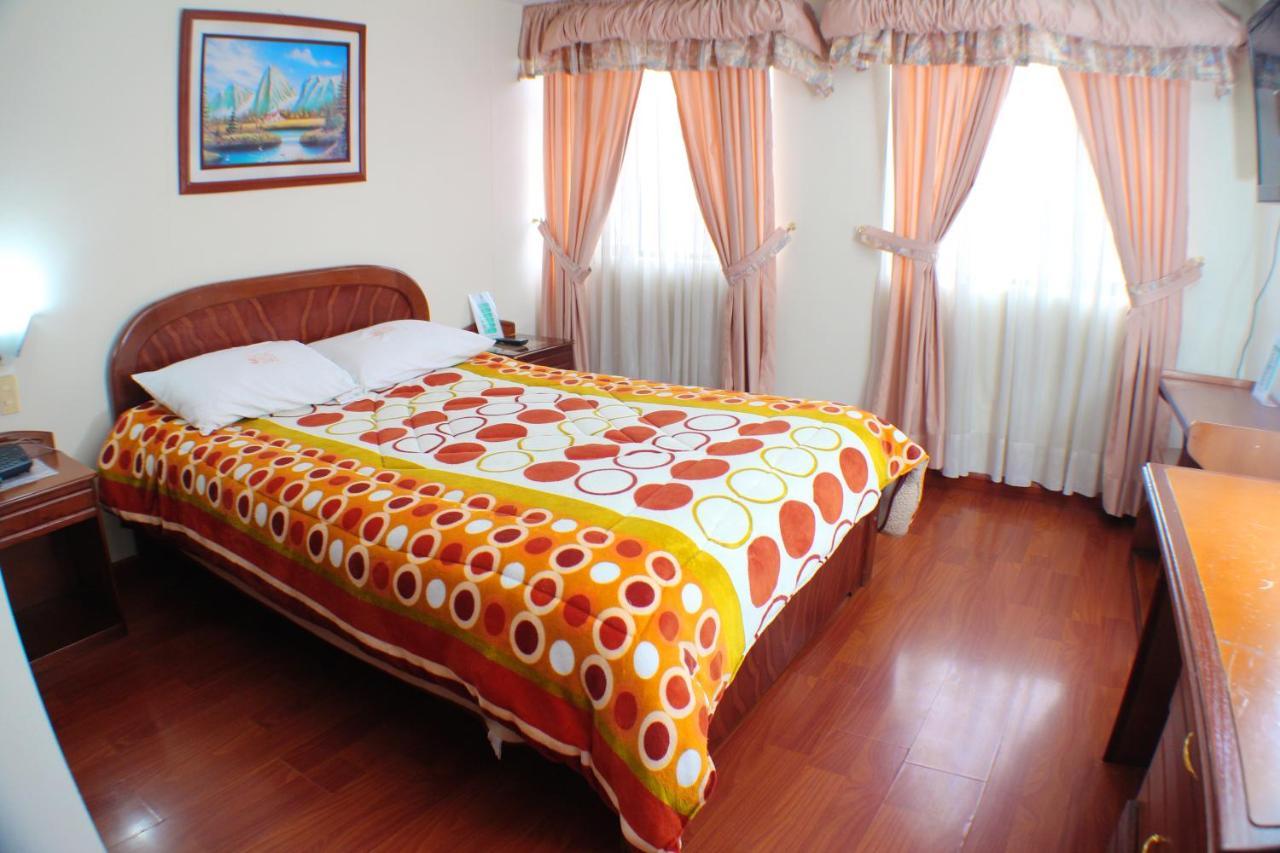Hotel Santa Isabel 2 이피알레스 외부 사진