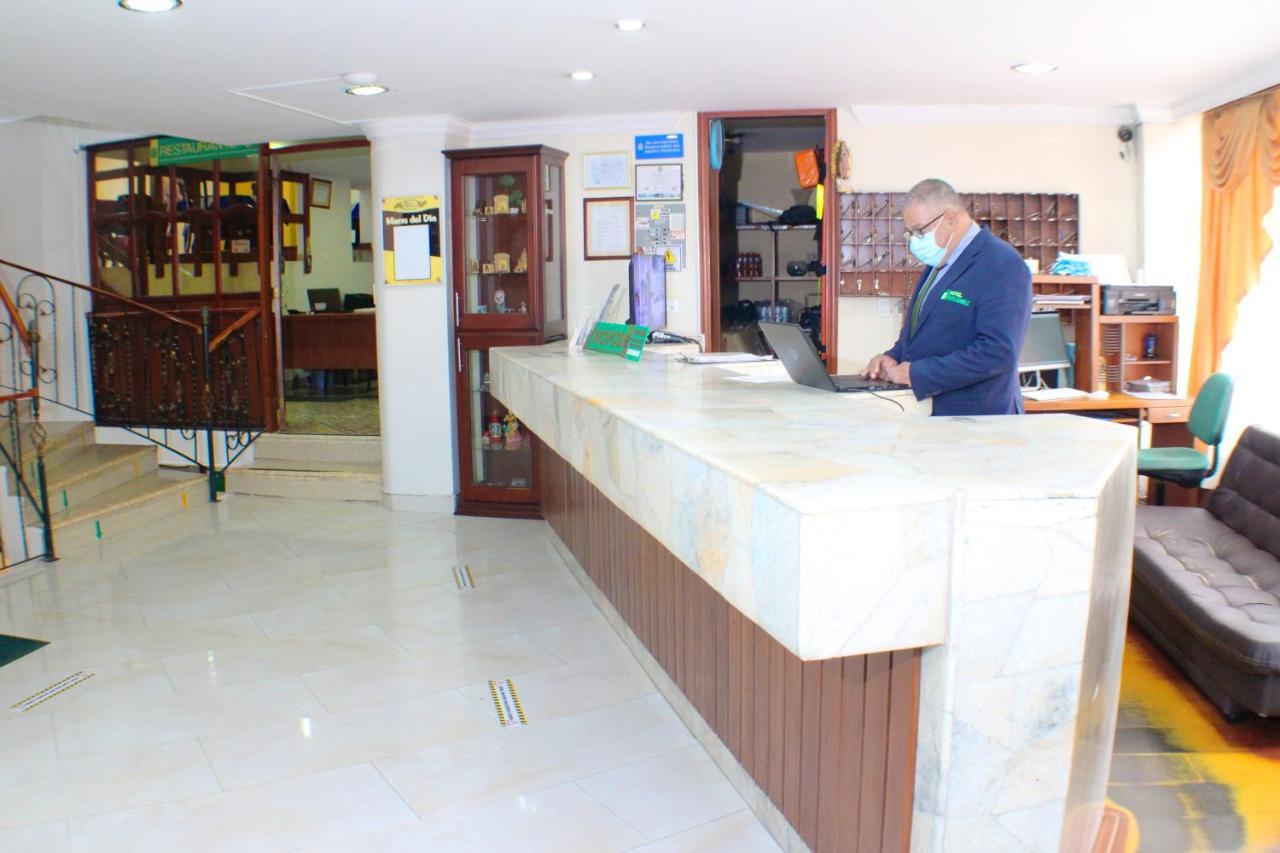 Hotel Santa Isabel 2 이피알레스 외부 사진