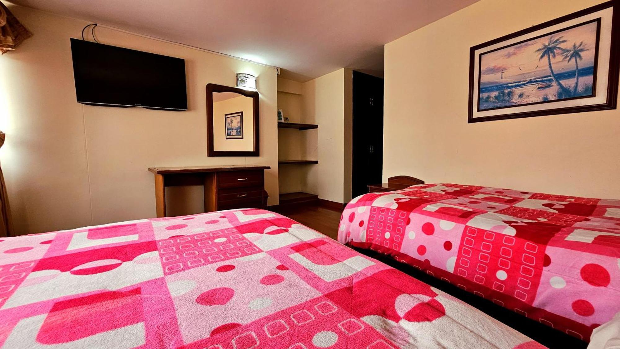Hotel Santa Isabel 2 이피알레스 외부 사진