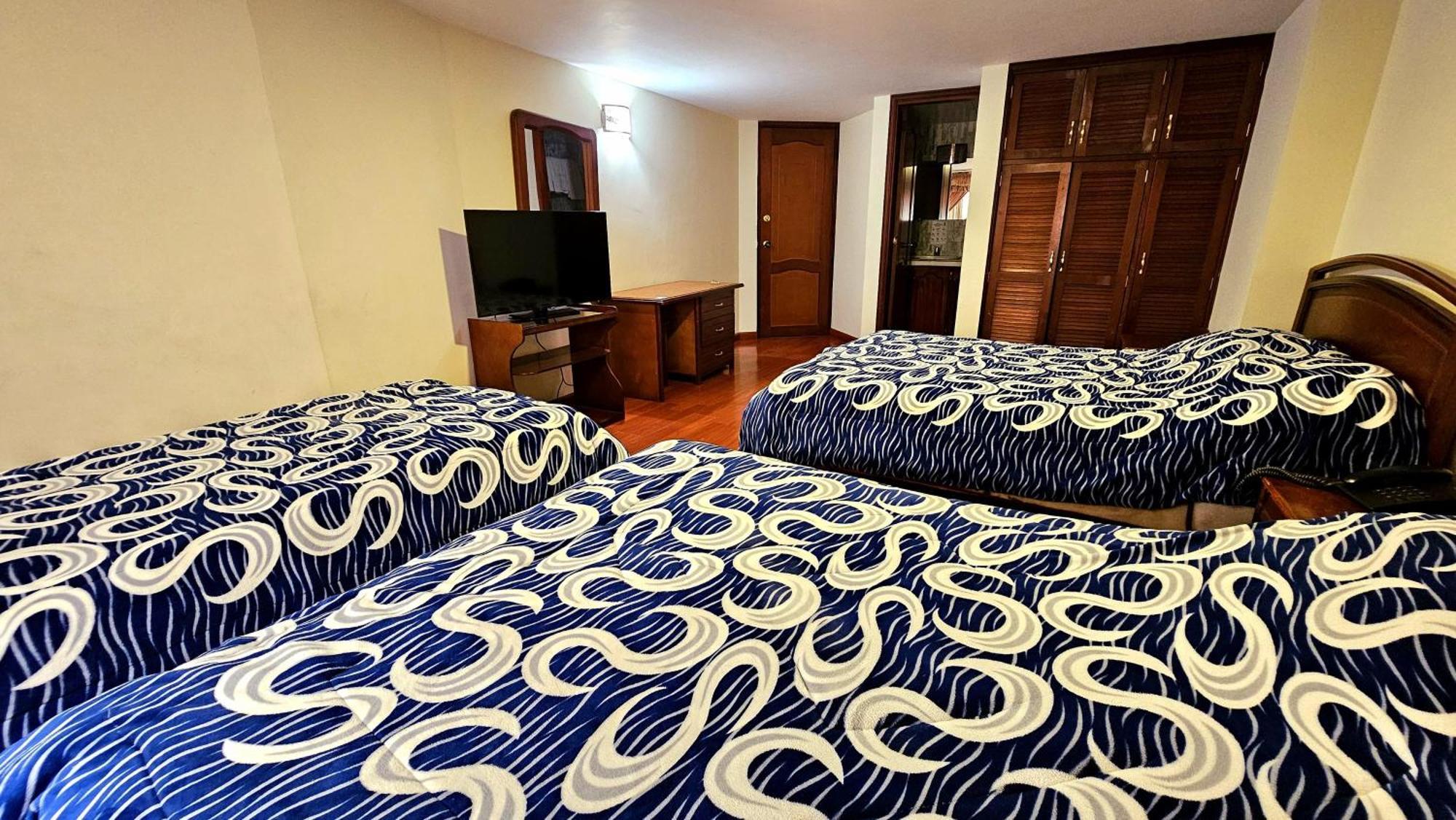 Hotel Santa Isabel 2 이피알레스 외부 사진