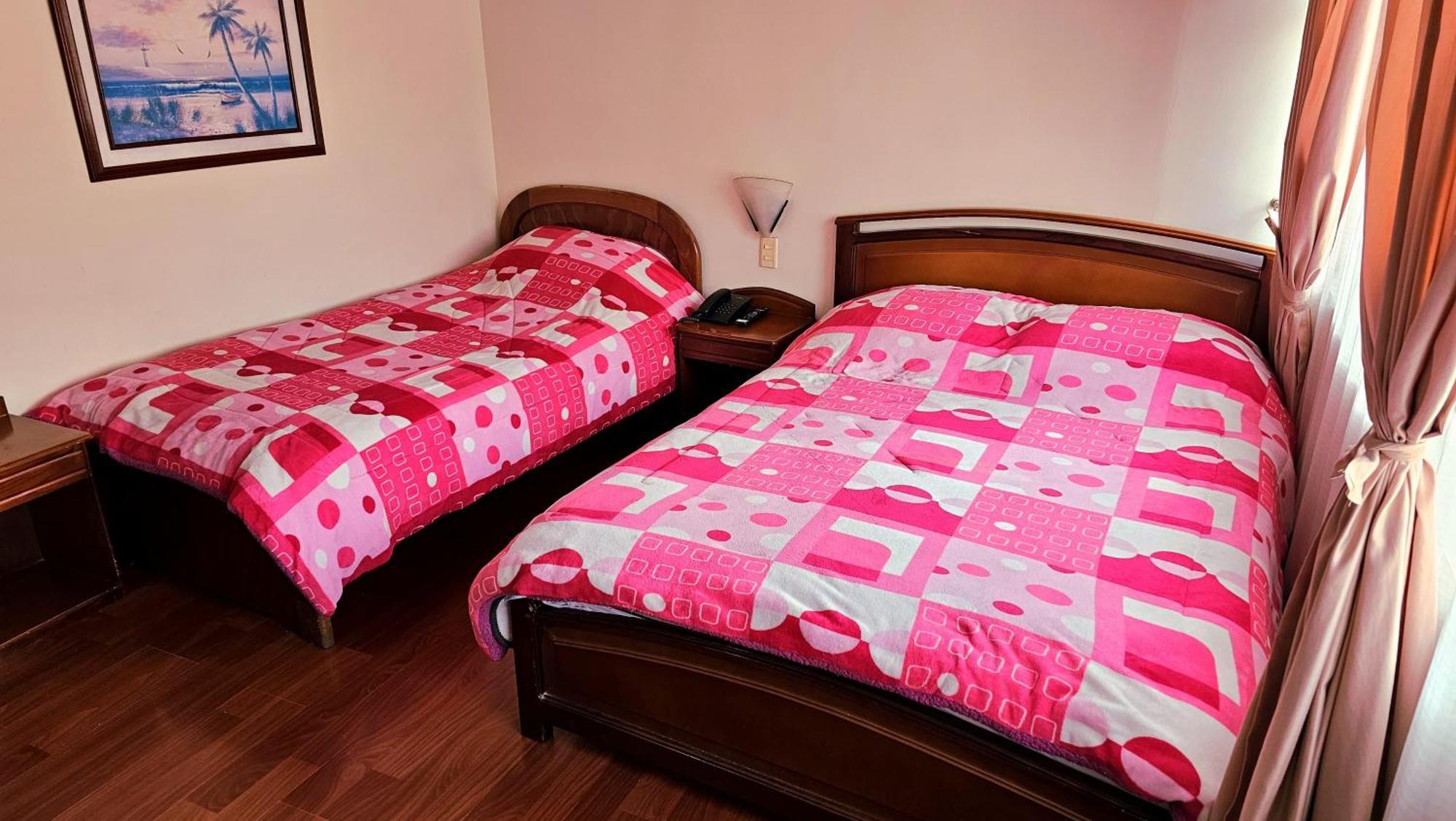 Hotel Santa Isabel 2 이피알레스 외부 사진