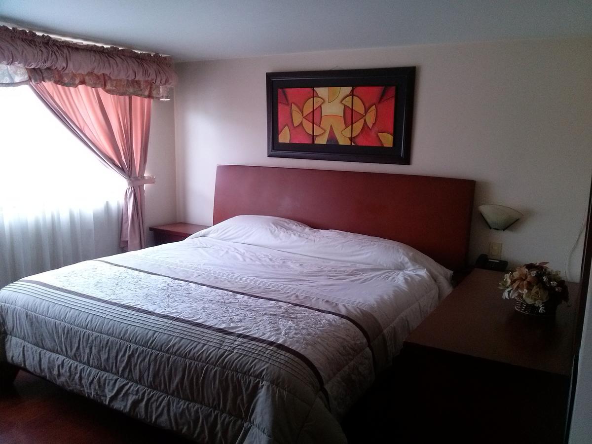 Hotel Santa Isabel 2 이피알레스 외부 사진