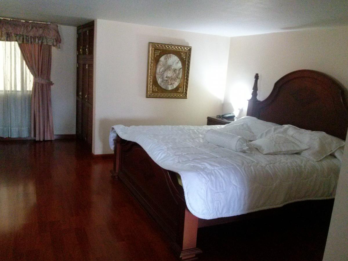 Hotel Santa Isabel 2 이피알레스 외부 사진